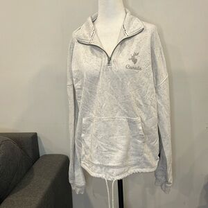 Canadiana Moose 1/4 Canada Sweater‎